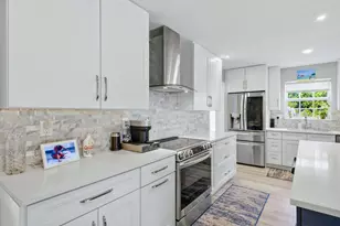 2020 NE 26th St, Lighthouse Point, FL 33064 - Photo 18