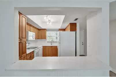 1750 S Ocean Boulevard #306e, Lauderdale by the Sea, FL 33062 - Photo 6