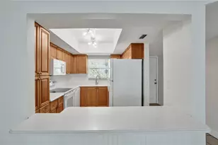1750 S Ocean Blvd, Lauderdale by the Sea, FL 33062 - Photo 6