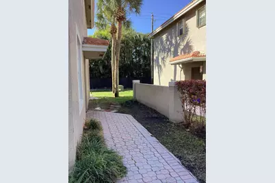 20970 Via  Olander #D, Boca Raton, FL 33428 - Photo 24