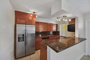 51 NE 24th St, Wilton Manors, FL 33305 - Photo 8