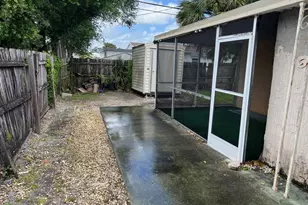 3851 NW 4th Pl, Lauderhill, FL 33311 - Photo 16