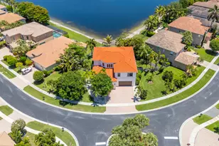 1324 Beacon Cir, Wellington, FL 33414 - Photo 1
