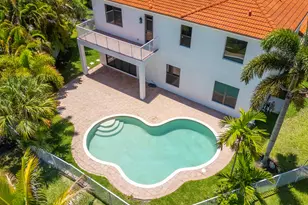 1324 Beacon Cir, Wellington, FL 33414 - Photo 6