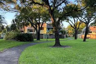 2800 S Oakland Forest Dr, Oakland Park, FL 33309 - Photo 28
