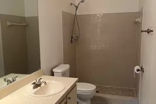 2800 S Oakland Forest Dr, Oakland Park, FL 33309 - Photo 12