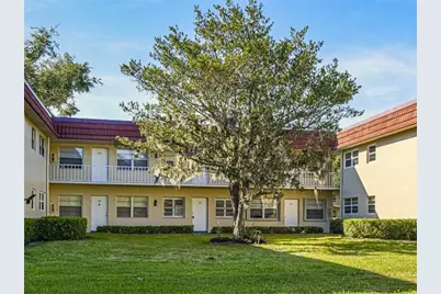 21 Pine Arbor Lane #104, Vero Beach, FL 32962 - Photo 2
