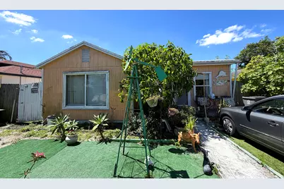 2926 Hiawatha Avenue, West Palm Beach, FL 33409 - Photo 1