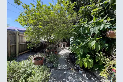 2926 Hiawatha Avenue, West Palm Beach, FL 33409 - Photo 12