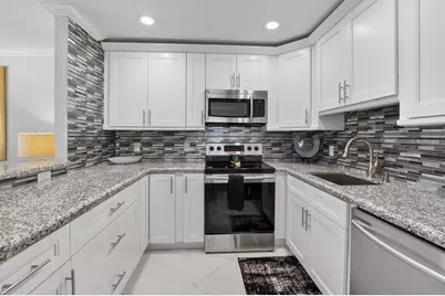 102 E Waterford E #102, Delray Beach, FL 33446 - Photo 10