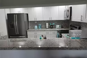 12900 SW 7th Ct, Pembroke Pines, FL 33027 - Photo 22