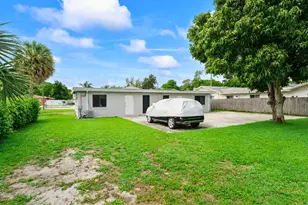 4727 Myrtle Ln, West Palm Beach, FL 33417 - Photo 24