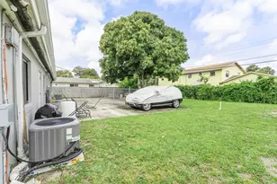 4727 Myrtle Ln, West Palm Beach, FL 33417 - Photo 26