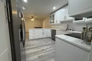 589 Cashiers Dr, West Palm Beach, FL 33413 - Photo 12