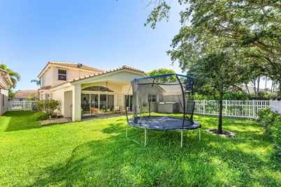 4245 Bluff Harbor Way, Wellington, FL 33449 - Photo 28