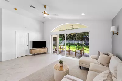 4245 Bluff Harbor Way, Wellington, FL 33449 - Photo 16