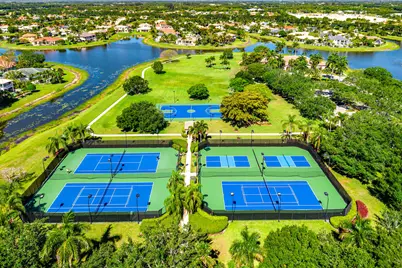 4245 Bluff Harbor Way, Wellington, FL 33449 - Photo 38