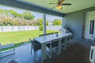 1201 SE Mendavia Ave, Port Saint Lucie, FL 34952 - Photo 20