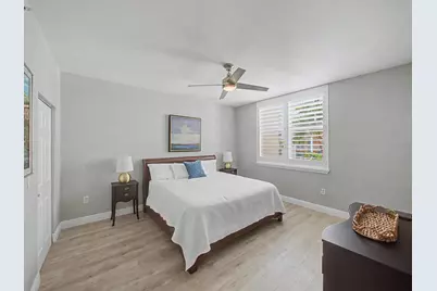 806 E Windward Way, Lantana, FL 33462 - Photo 12