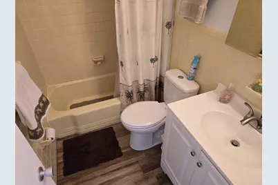 1000 SW 10th Avenue SW #19p, Hallandale Beach, FL 33009 - Photo 8