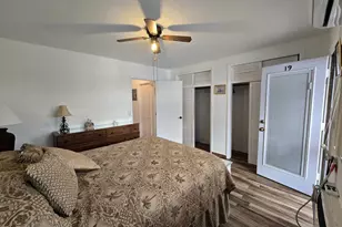 1000 SW 10th Ave SW, Hallandale Beach, FL 33009 - Photo 10