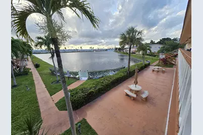 1000 SW 10th Avenue SW #19p, Hallandale Beach, FL 33009 - Photo 12