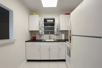 331 Windsor O, West Palm Beach, FL 33417 - Photo 6