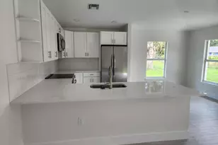 8003 Hibiscus Rd, Fort Pierce, FL 34951 - Photo 6