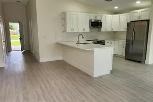8003 Hibiscus Rd, Fort Pierce, FL 34951 - Photo 8