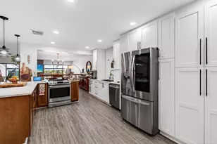 12324 Westhampton Cir, Wellington, FL 33414 - Photo 14