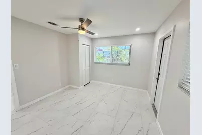 1652 NE 33rd Street #B, Oakland Park, FL 33334 - Photo 8
