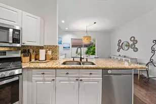 33 Monterey Pointe Dr, Palm Beach Gardens, FL 33418 - Photo 16