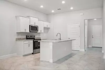 8605 Giovanni Avenue, Fort Pierce, FL 34951 - Photo 10