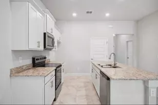 8605 Giovanni Ave, Fort Pierce, FL 34951 - Photo 8