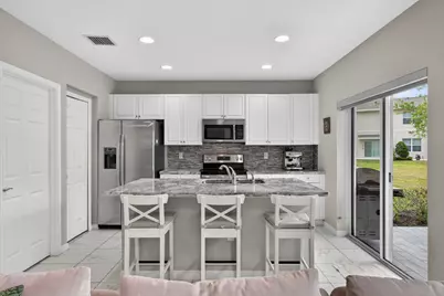 2910 NW Treviso Circle, Port Saint Lucie, FL 34986 - Photo 8