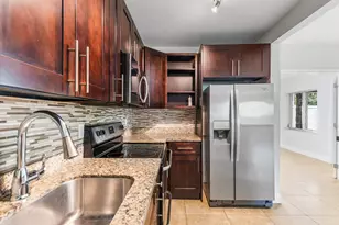 1015 NE 12th St, Fort Lauderdale, FL 33304 - Photo 10