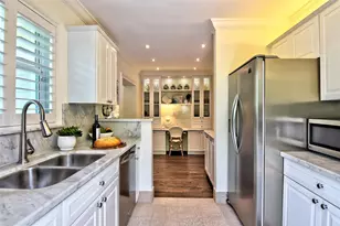 518 NE 13th Ave, Fort Lauderdale, FL 33301 - Photo 10