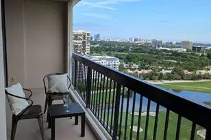 2425 Presidential Way, West Palm Beach, FL 33401 - Photo 4