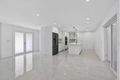 12890 Guilford Circle, Wellington, FL 33414 - Photo 14