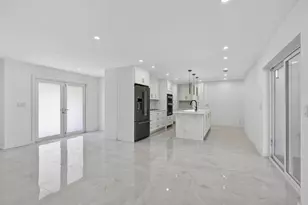 12890 Guilford Cir, Wellington, FL 33414 - Photo 14