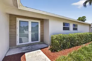 12890 Guilford Cir, Wellington, FL 33414 - Photo 6
