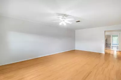 3814 Van Cott Circle, West Palm Beach, FL 33403 - Photo 2