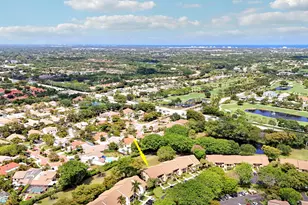 5121 Oakhill Ln, Delray Beach, FL 33484 - Photo 4