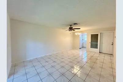 2911 Ashley Dr #J, West Palm Beach, FL 33415 - Photo 8