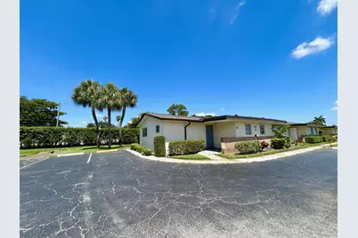 2911 Ashley Dr #J, West Palm Beach, FL 33415 - Photo 18