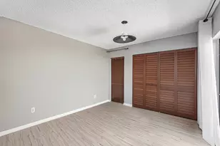 5202 Tarregon Ln, Palm Beach Gardens, FL 33418 - Photo 8