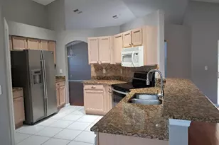 242 SW Amesbury Ave, Port Saint Lucie, FL 34953 - Photo 14
