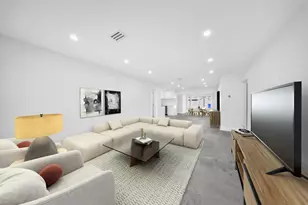 1721 N 16th Ct, Hollywood, FL 33020 - Photo 6