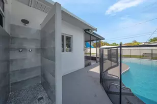 1721 N 16th Ct, Hollywood, FL 33020 - Photo 24