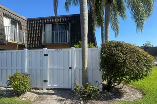 22240 Boca Rancho Dr, Boca Raton, FL 33428 - Photo 2